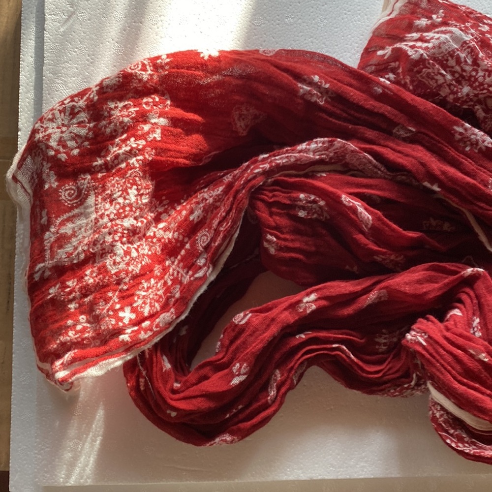 Scarf - Picture 2 of 2